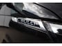 Volkswagen Transporter 2.0 TDI L2H1 28 Bulli 150PK / 110kW DSG, NL auto, 1e eigenaar dealeronderhouden en door ons geleverd, digital cockpit pro, adaptieve cruise control (ACC), achteruitrijcamera (Rear View), elektrisch verstel-, verwarm- en inklapbare buitenspiegels, verwarmbare voorstoelen, parkeersensoren voor en achter (PDC), lederen bekleding, multifunctioneel lederen stuurwiel, achterklep, zijschuifdeur rechts, LED verlichting etc.