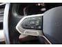 Volkswagen Transporter 2.0 TDI L2H1 28 Bulli 150PK / 110kW DSG, NL auto, 1e eigenaar dealeronderhouden en door ons geleverd, digital cockpit pro, adaptieve cruise control (ACC), achteruitrijcamera (Rear View), elektrisch verstel-, verwarm- en inklapbare buitenspiegels, verwarmbare voorstoelen, parkeersensoren voor en achter (PDC), lederen bekleding, multifunctioneel lederen stuurwiel, achterklep, zijschuifdeur rechts, LED verlichting etc.