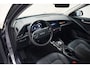 Kia Niro EV e-Niro DynamicLine 64.8 kWh 3-fase [ Navi Adapt.cruise Camera Stoel-en stuurverwarming ]