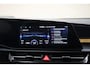 Kia Niro EV e-Niro DynamicLine 64.8 kWh 3-fase [ Navi Adapt.cruise Camera Stoel-en stuurverwarming ]