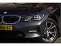 BMW 3-Serie Touring 318i Automaat! Executive Sport BJ2021 Lmv 17" | Led V+A | Pdc | Elek. achterklep | App-Connect | Navi | Virtual cockpit | Dashboard verlichting | Climate control | Cruise control | Lederen bekleding | Sportstoelen | Sportstuur | Verwarmde voorstoelen