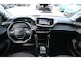 Peugeot e-208 Business | 10" HD-touchscreen met PEUGEOT i-Connect® Advanced Navigatie | 10" touchscreen met DAB+ radio en Wireless Mirror Screen (Apple CarPlay / Android Auto ) | Armsteunen portierpanelen vóór en achter in grijs Baladin