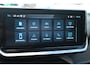 Peugeot e-208 Business | 10" HD-touchscreen met PEUGEOT i-Connect® Advanced Navigatie | 10" touchscreen met DAB+ radio en Wireless Mirror Screen (Apple CarPlay / Android Auto ) | Armsteunen portierpanelen vóór en achter in grijs Baladin