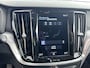 Volvo V60 T6 Recharge R-Design | 19" | Lederen bekleding | Keyless | Elektr. Achterklep | Navigatie |