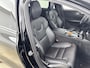Volvo V60 T6 Recharge R-Design | 19" | Lederen bekleding | Keyless | Elektr. Achterklep | Navigatie |