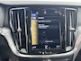 Volvo V60 T6 Recharge R-Design | 19" | Lederen bekleding | Keyless | Elektr. Achterklep | Navigatie |