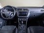Volkswagen Tiguan 1.5 TSI ACT R-Line Highline / 150pk / Panorama dak / Trekhaak / NAP / Stoelverwarming / Voorruit verwarming /