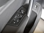 Volkswagen Tiguan 1.5 TSI ACT R-Line Highline / 150pk / Panorama dak / Trekhaak / NAP / Stoelverwarming / Voorruit verwarming /