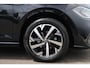 Volkswagen Polo 1.0 TSI Life Virtual 16 inch LMV Parkeersensor Carplay & Android Navigatie Adaptive Cruise Donkere Ramen