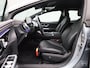 Mercedes-Benz EQE 300 Business Line 89 kWh | Apple Carplay / Android Auto | Achteruitrijcamera | Parkeersensoren | Stoelverwarming |