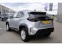 Toyota Yaris Cross 1.5 Hybrid 115 DYNAMIC STOEL/STUURVERW KEYLESS 17'' LM-VELGEN CLIMA NAVI CAMERA APPLE/ANDROID AD-CRUISE PRIVACY GLASS