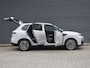 Leapmotor B10 Design Hybrid EV 18.8kWh 218pk Automaat PANO-DAK | ADAP. CRUISE | SFEERVERLICHTING | STOELVENTILATIE | 18''LM