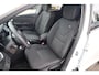 Renault Clio Estate 0.9 TCe Limited 16 inch LMV Navigatie Bluetooth Airco Cruise Control Parkeersensor