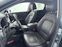 Hyundai Kona Electric EV Premium 64 kWh | Stoelverwarming & verkoeling | Achteruitrij camera | Navigatie | Adaptive cruise | Side skirts | All season banden |