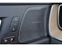 Volvo XC60 T6 Recharge AWD Ultra Dark - Panorama/schuifdak - Luchtvering - IntelliSafe Assist & Surround - 360º Camera - Harman Kardon audio - Adaptieve LED koplampen - Verwarmde voorstoelen, stuur & achterbank - Parkeersensoren voor & achter - Elektr. bedienb. voorstoelen met geheugen - Head up display - Draadloze tel. lader - Extra getint glas - Inklapbare trekhaak - 20'' LMV