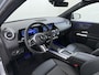 Mercedes-Benz EQA 250 Business Line | Achteruitrij Camera | Sfeerverlichting | Parkeersensoren Voor + Achter | Dodehoek Assistent | LED Koplampen