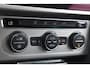 Volkswagen Passat Variant 1.4 TSI Comfortline Business Automaat | Navigatie | Trekhaak |