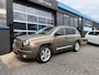 Jeep Compass 2.4 Limited Airco leder Cruise pdc 18inch Trekhaak Stoelverw geheel dealer onderhouden!! Zeer mooie auto