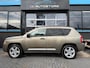 Jeep Compass 2.4 Limited Airco leder Cruise pdc 18inch Trekhaak Stoelverw geheel dealer onderhouden!! Zeer mooie auto