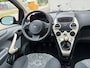 Ford Ka 1.2i Cool & Sound start/stop 70 PK. Zuinige en zeer mooie auto van de tweede eigenaar !!! Alle keuringen toegestaan !!