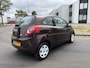 Ford Ka 1.2i Cool & Sound start/stop 70 PK. Zuinige en zeer mooie auto van de tweede eigenaar !!! Alle keuringen toegestaan !!