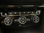 Volkswagen Passat Variant 1.5 TSI 3x R-line | TREKHAAK | LEDER | 1e-EIG |