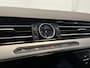 Volkswagen Passat Variant 1.5 TSI 3x R-line | TREKHAAK | LEDER | 1e-EIG |