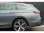 Volkswagen Passat Variant Business - eHybrid | 'App-Connect' draadloze smartphone integratie | Afstandscontrolesysteem (Front Assist) | Automatische afstandsregeling (Adaptive Cruise Control)