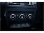 Land Rover Defender 130 3.0 P400 130 X-Dynamic SE 8-p ** Panodak ** Trekhaak ** Meridian ** Treeplanken ** URBAN ** Memory ** 23 inch ** Ventilatie