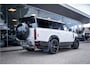 Land Rover Defender 130 3.0 P400 130 X-Dynamic SE 8-p ** Panodak ** Trekhaak ** Meridian ** Treeplanken ** URBAN ** Memory ** 23 inch ** Ventilatie