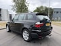 BMW X3 2.0i Executive Anniversary 4X4 6-Bak 150 PK. Mooie en zeer fijn rijdende auto !!! Alle keuringen toegestaan !!