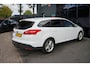 Ford Focus 1.0 Automaat, PDC, Navi, Winter pakket, Airco, Trekhaak, CC