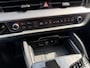 Kia Sportage 1.6 T-GDi Plug-in Hybrid AWD DynamicLine Luxury | Stoel- en stuurverwarming | Elektrisch verstelbare voorstoelen | Stoelverwarming achter | Achteruitrijcamera | Parkeersensoren voor- en achter | Apple/Android Carplay | Adaptive cruise control | Climate control
