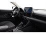 Toyota Yaris 1.5 Hybrid 115 Dynamic | Apple Carplay / Android Auto | Dodehoek detectie | Parkeersensoren voor/achter | Stoel-/stuurverwarming | Adaptive Cruise | Clima | Keyless | Camera | 16 inch
