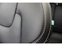 Volvo XC60 T8 Plug-in hybr. AWD Ultra Black Edit. Executive | Actieve Luchtvering met FOUR-C | Extra getint glas achter | Nappa leder met ventilatie | Google Maps Navigatie | Visual Park Assist | Bowers & Wilkins audiosysteem | Massagefunctie voorstoelen | 21" 5-V Spaaks Glossy Black / Diamond Cut velgen met 255/40 R21 banden