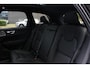 Volvo XC60 T8 Plug-in hybr. AWD Ultra Black Edit. Executive | Actieve Luchtvering met FOUR-C | Extra getint glas achter | Nappa leder met ventilatie | Google Maps Navigatie | Visual Park Assist | Bowers & Wilkins audiosysteem | Massagefunctie voorstoelen | 21" 5-V Spaaks Glossy Black / Diamond Cut velgen met 255/40 R21 banden