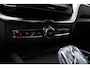Volvo XC60 T8 Plug-in hybr. AWD Ultra Black Edit. Executive | Actieve Luchtvering met FOUR-C | Extra getint glas achter | Nappa leder met ventilatie | Google Maps Navigatie | Visual Park Assist | Bowers & Wilkins audiosysteem | Massagefunctie voorstoelen | 21" 5-V Spaaks Glossy Black / Diamond Cut velgen met 255/40 R21 banden