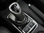 Mitsubishi Outlander 2.0 PHEV 4WD AUT. INSTYLE+ TREKHAAK | SCHUIFDAK | LEDER | STOELVERW. | CAMERA | 18 INCH