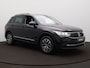 Volkswagen Tiguan 1.4 TSI eHybrid Life | PDC | ACC | Elek. Kofferbakklep | Massage | Stoelverwarming |