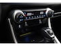 Toyota RAV4 2.5 Hybrid Bi-Tone | Navigatie | Leder | 360 camera | Digitale binnenspiegel | Dodehoek detectie | Stoelverwarming | JBL | Apple Carplay / Android Auto | 18 inch