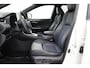 Toyota RAV4 2.5 Hybrid Bi-Tone | Navigatie | Leder | 360 camera | Digitale binnenspiegel | Dodehoek detectie | Stoelverwarming | JBL | Apple Carplay / Android Auto | 18 inch