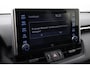 Toyota RAV4 2.5 Hybrid Bi-Tone | Navigatie | Leder | 360 camera | Digitale binnenspiegel | Dodehoek detectie | Stoelverwarming | JBL | Apple Carplay / Android Auto | 18 inch