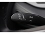 Volkswagen ID.3 Pro 59 kWh 204PK / 150kW, elektrisch verstelbare ErgoActive bestuurdersstoel met geheugen- en massagefunctie, achteruitrijcamera (Rear View), navigatie 19" 'Wellington' LMV, keyless entry, adaptieve cruise control (ACC) met Travel Assist, privacy glas, parkeerassistent (Park Assist), verwarmbare voorstoelen, verwarmbaar multifunctioneel lederen stuurwiel, draadloze telefoonlader, Android Auto & Apple Carplay etc.