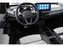 Volkswagen ID.3 Pro 59 kWh 204PK / 150kW, elektrisch verstelbare ErgoActive bestuurdersstoel met geheugen- en massagefunctie, achteruitrijcamera (Rear View), navigatie 19" 'Wellington' LMV, keyless entry, adaptieve cruise control (ACC) met Travel Assist, privacy glas, parkeerassistent (Park Assist), verwarmbare voorstoelen, verwarmbaar multifunctioneel lederen stuurwiel, draadloze telefoonlader, Android Auto & Apple Carplay etc.
