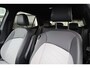 Volkswagen ID.3 Pro 59 kWh 204PK / 150kW, elektrisch verstelbare ErgoActive bestuurdersstoel met geheugen- en massagefunctie, achteruitrijcamera (Rear View), navigatie 19" 'Wellington' LMV, keyless entry, adaptieve cruise control (ACC) met Travel Assist, privacy glas, parkeerassistent (Park Assist), verwarmbare voorstoelen, verwarmbaar multifunctioneel lederen stuurwiel, draadloze telefoonlader, Android Auto & Apple Carplay etc.