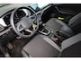 Volkswagen T-Cross 1.0 TSI Life Edition 60 maanden / 100.000km garantie, achteruitrijcamera (Rear View), privacy glas, 16" 'Zurich' LMV, verwarmbare voorstoelen, climatronic, draadloos Apple Carplay & Android Auto, draadloze telefoonlader, adaptieve cruise control (ACC), multifunctioneel lederen stuurwiel, ambiente verlichting, regensensor, LED koplampen, elektrisch verstel-, verwarm- en inklapbare buitenspiegels, parkeersensoren voor en achter (PDC) etc.
