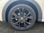 Volkswagen Taigo 1.5 150pk TSI R-Line Black Style Pakket | Panoramadak | Koplampverlichting LED-matrix-led (IQ.LIGHT)