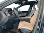 Volvo XC60 T6 Plug-in hybrid AWD Ultra Dark | 21" 5-V Spoke Black Diamond | Luchtvering | Extra getint glas achter
