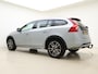 Volvo V60 Cross Country D3 Polar+ | Sport stoelen | Trekhaak | Dealer onderhouden