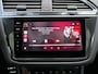 Volkswagen Tiguan 1.4 TSI eHybrid R-Line Business+ | Leder | Panoramadak | Memory | Trekhaak | Head-up display | Discover Pro | Elektrische achterklep | Apple-/Android Carplay | ACC | Dodehoek detectie | Stoelverwarming V+A |